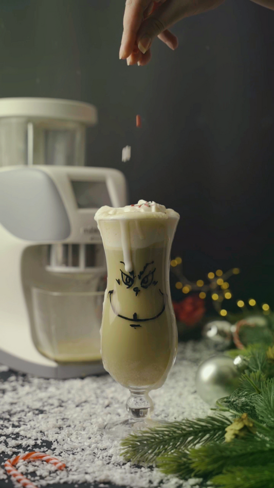 Grinch Hot Milk