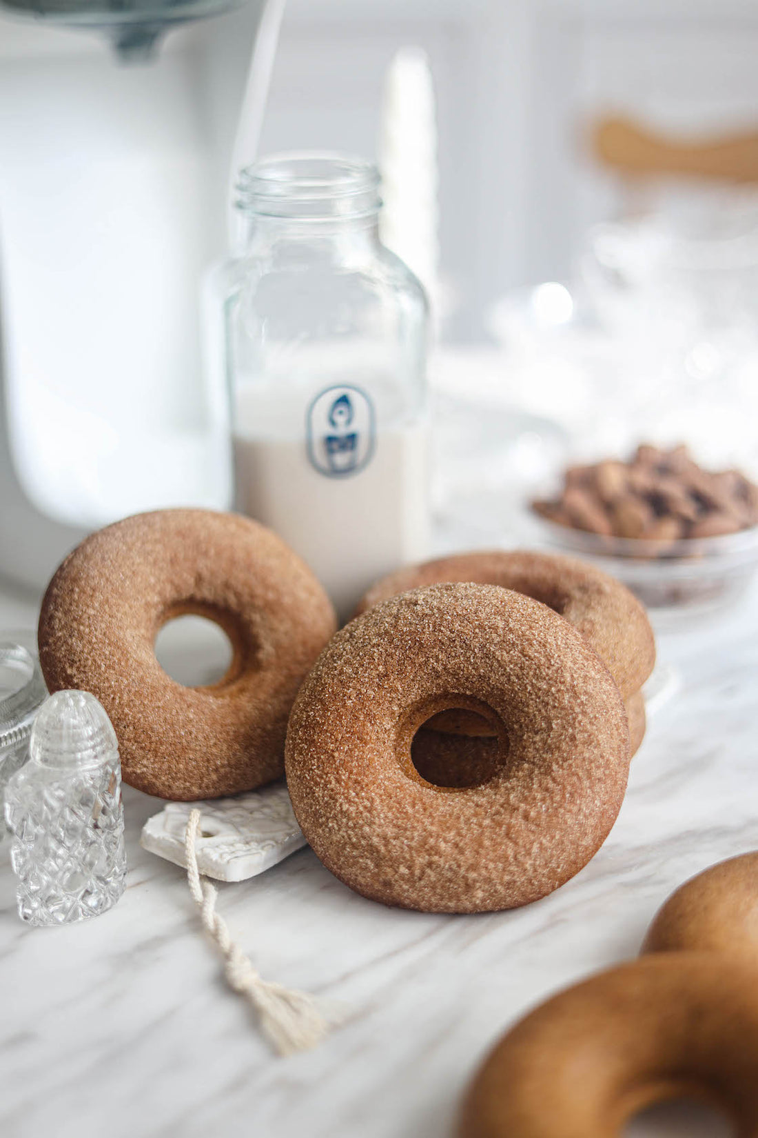 Cinnamon Milk & Donuts